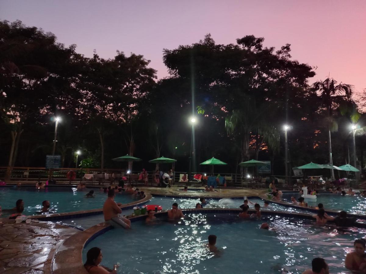 Apto Flat Thermas Paradise, Rio Quente, Caldas Novas-go * Rio Quente